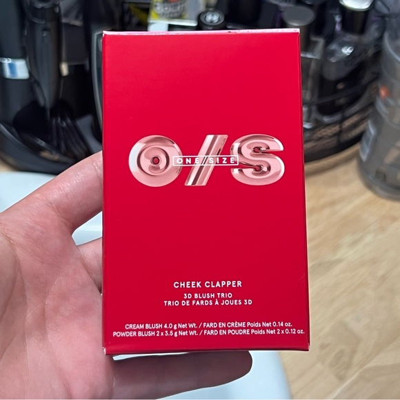 ONE/SIZE: Cheek Clapper 3D Blush Trio (Attention Seeker) - Picture 3 of 4